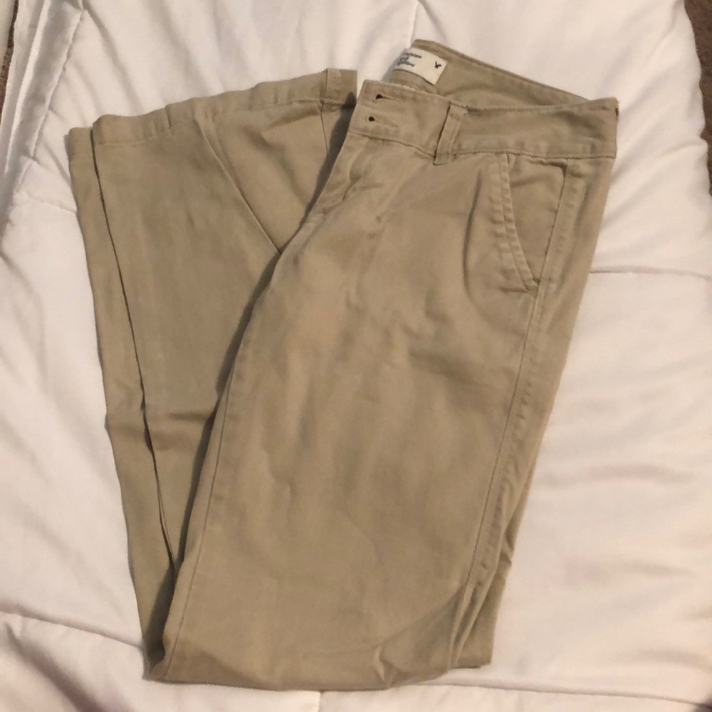 American eagle Khakis